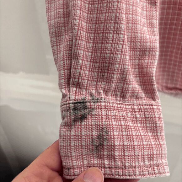 Ariat Womens Medium FR Long Sleeve Button Down Work Shirt Check Pink READ - Picture 10 of 10